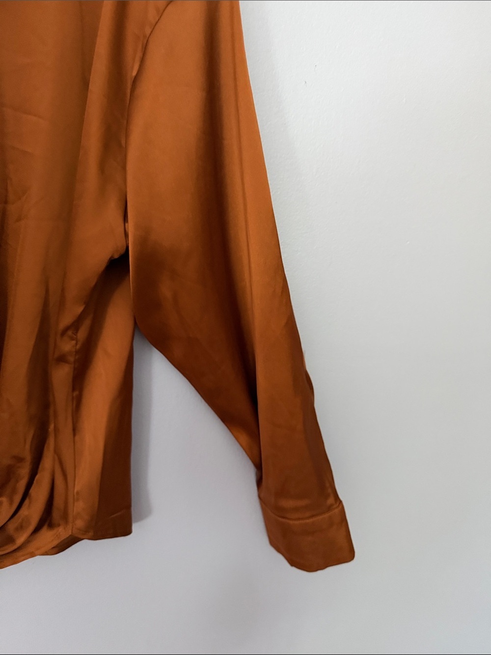 Madrag Satin Copper Blouse Women’s Size 1X Button Front Roll Tab Sleeve Top - Picture 8 of 13